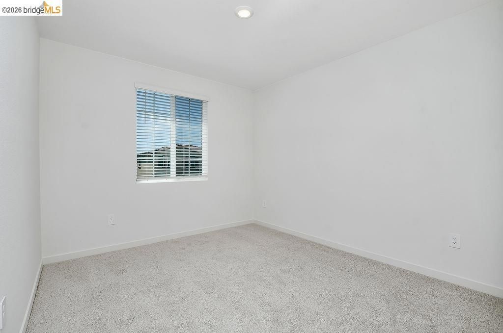 Image 20 of property listing at 516 Spruce Way, Oakley, CA 94561