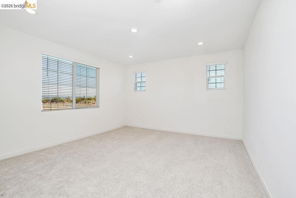 Image 26 of property listing at 516 Spruce Way, Oakley, CA 94561