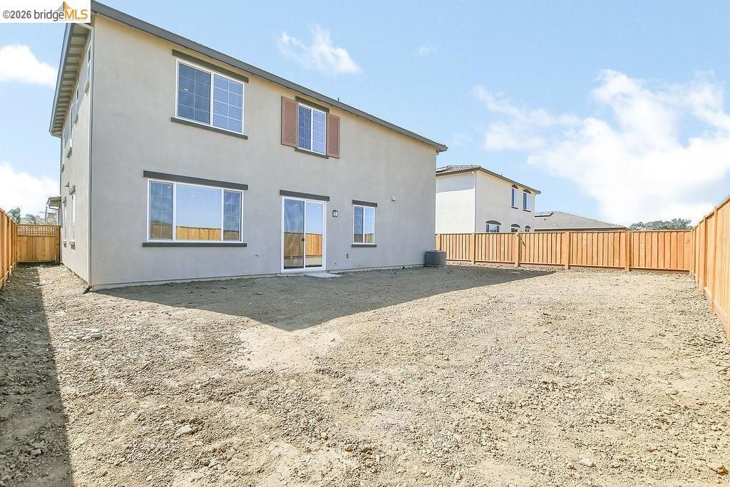 Image 31 of property listing at 516 Spruce Way, Oakley, CA 94561