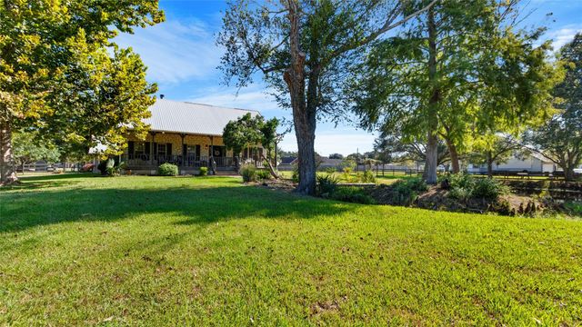 5101 W Zephyr Drive C378B, Alvin, TX 77511