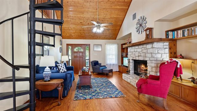5101 W Zephyr Drive C378B, Alvin, TX 77511
