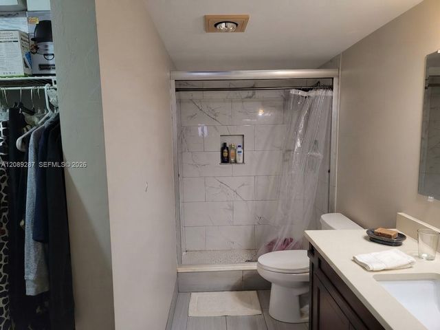 5570 NW 44th Street 215A, Lauderhill, FL 33319
