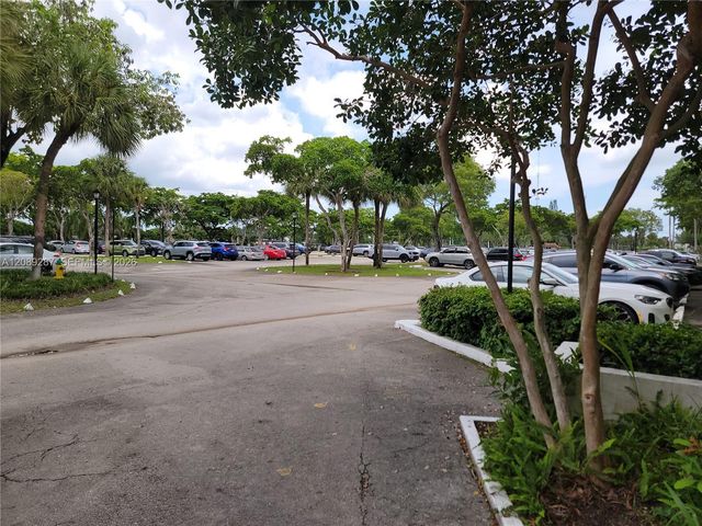 5570 NW 44th Street 215A, Lauderhill, FL 33319