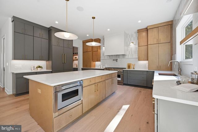 107 YEONAS DRIVE SE, Vienna, VA 22180