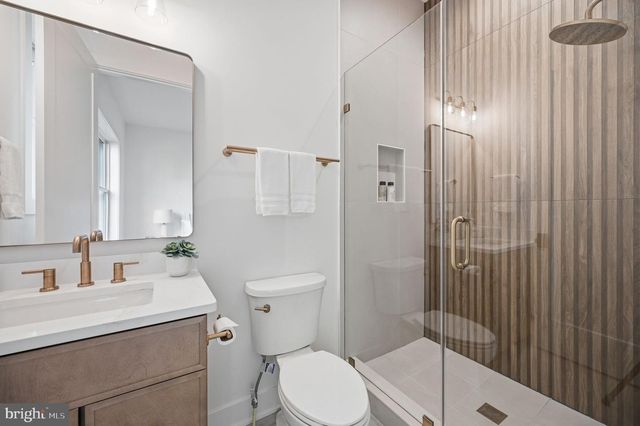 107 YEONAS DRIVE SE, Vienna, VA 22180