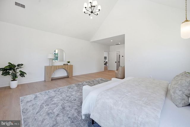 107 YEONAS DRIVE SE, Vienna, VA 22180