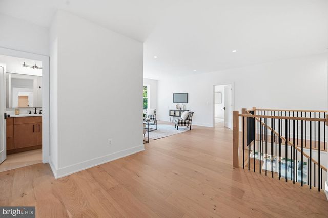 107 YEONAS DRIVE SE, Vienna, VA 22180