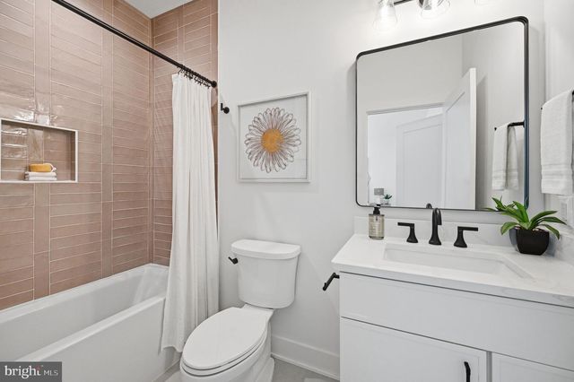 107 YEONAS DRIVE SE, Vienna, VA 22180