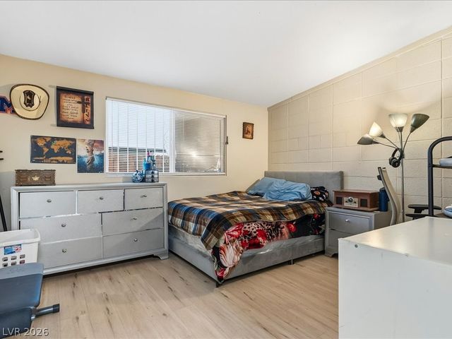 3304 East Owens Avenue, North Las Vegas, NV 89030