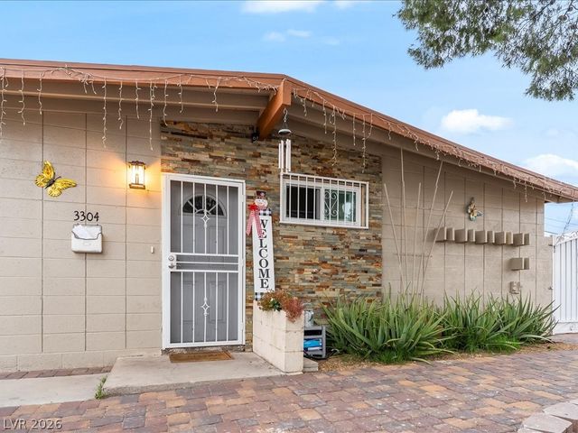 3304 East Owens Avenue, North Las Vegas, NV 89030