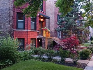 3843 W Addison Street, Chicago, IL 60618