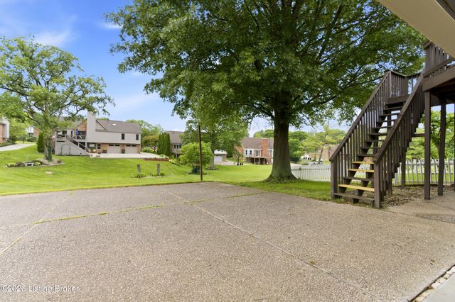 12403 Tamworth Ct, Louisville, KY 40299