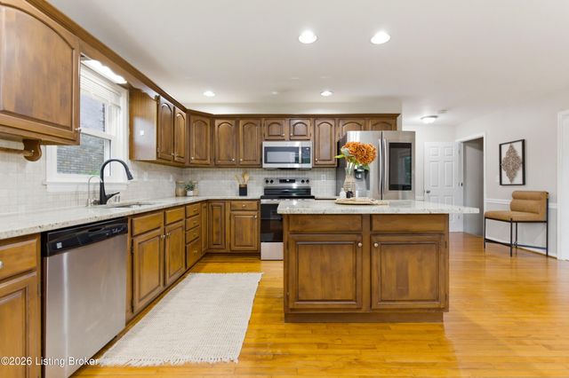 12403 Tamworth Ct, Louisville, KY 40299