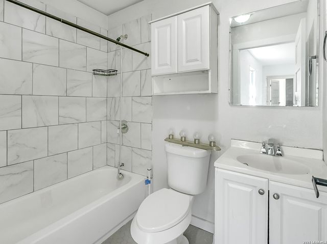 755 CAVALIER, San Antonio, TX 78225