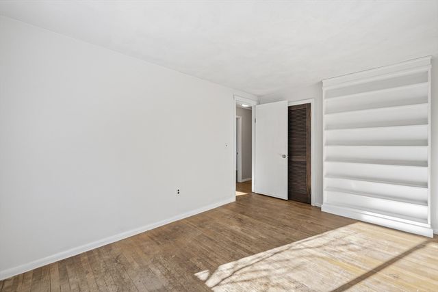 43 Little John Drive, Billerica, MA 01821