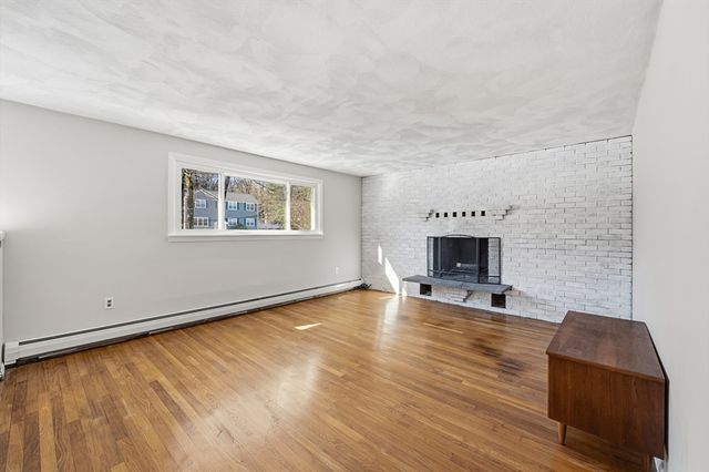 43 Little John Drive, Billerica, MA 01821