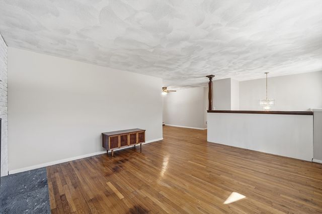 43 Little John Drive, Billerica, MA 01821