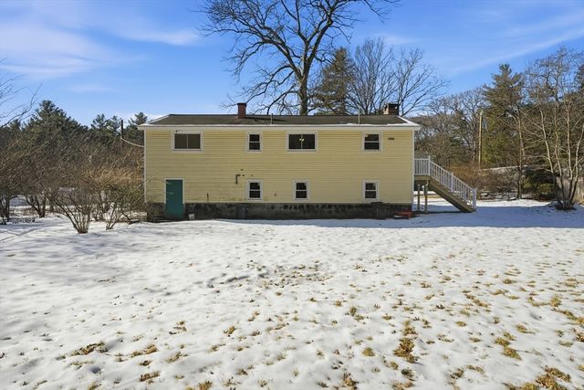 43 Little John Drive, Billerica, MA 01821