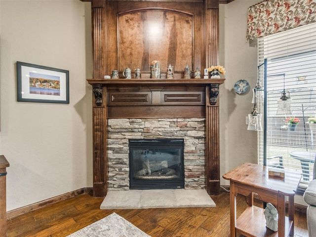 2713 SE 8th Street, Moore, OK 73160