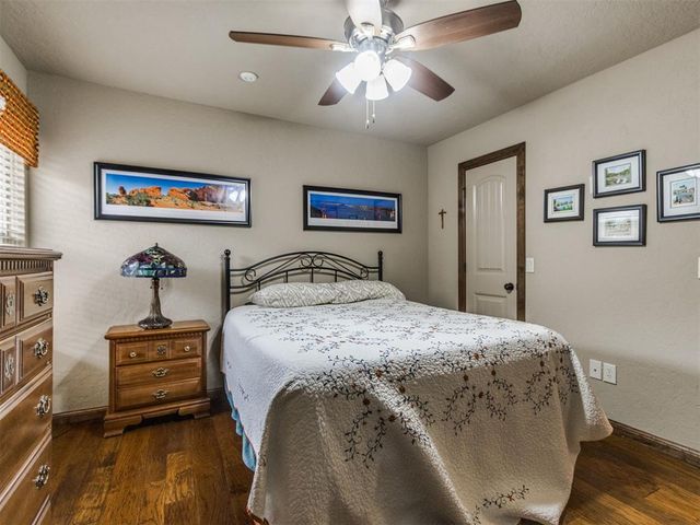 2713 SE 8th Street, Moore, OK 73160