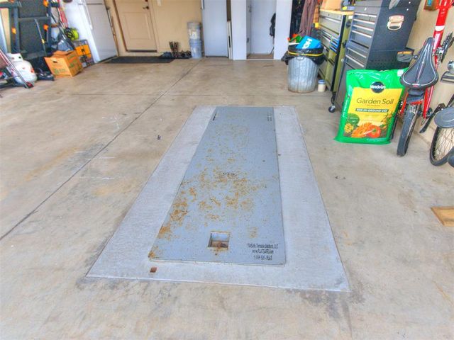 2713 SE 8th Street, Moore, OK 73160