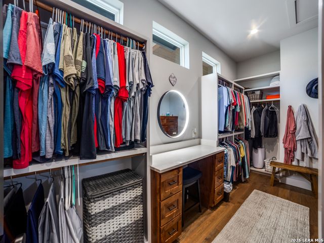 196 Bobby Lynn, Adkins, TX 78101