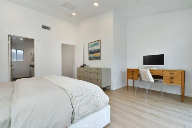 10918 Morrison Street 3, North Hollywood, CA 91601