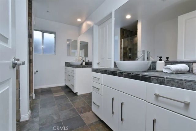 10918 Morrison Street 3, North Hollywood, CA 91601