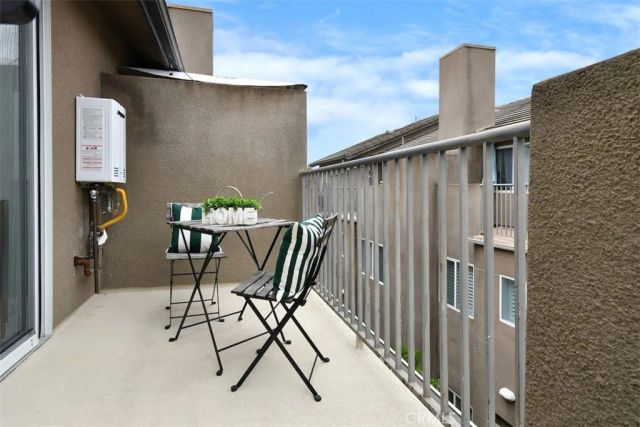 10918 Morrison Street 3, North Hollywood, CA 91601