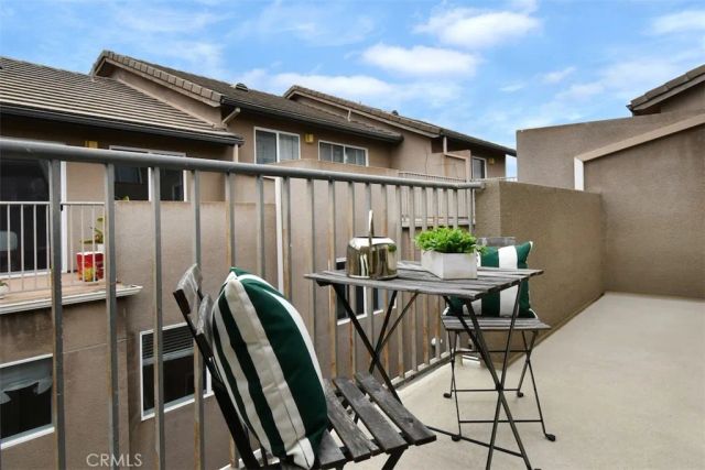 10918 Morrison Street 3, North Hollywood, CA 91601