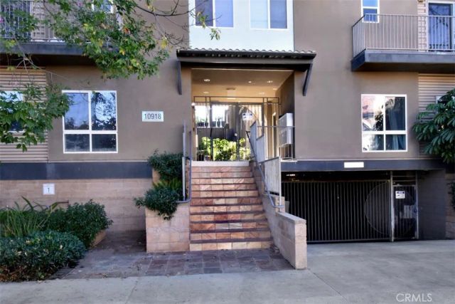 10918 Morrison Street 3, North Hollywood, CA 91601
