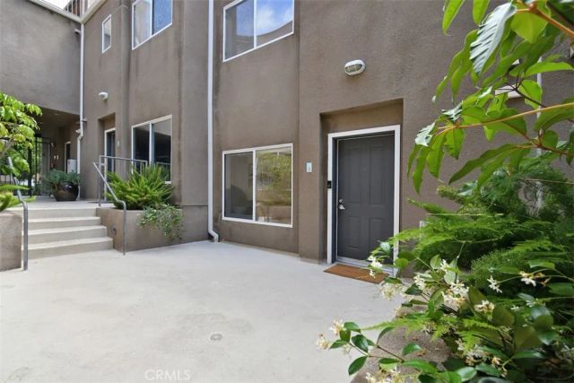 10918 Morrison Street 3, North Hollywood, CA 91601