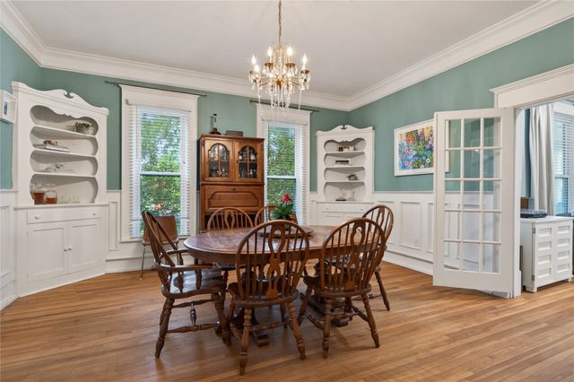 2300 N Edgewood Terrace, Fort Worth, TX 76103