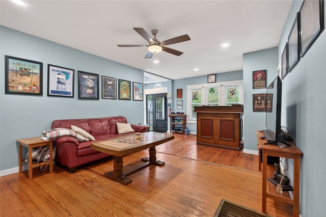 2300 N Edgewood Terrace, Fort Worth, TX 76103