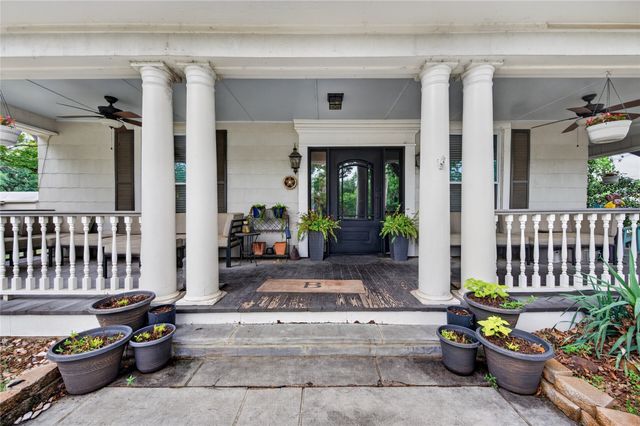 2300 N Edgewood Terrace, Fort Worth, TX 76103