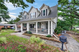 2300 N Edgewood Terrace, Fort Worth, TX 76103