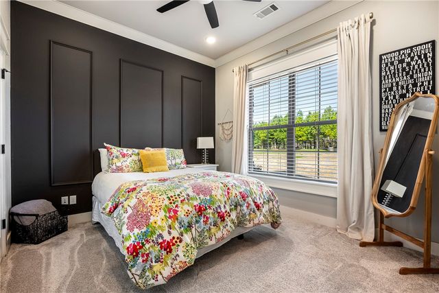 1913 Haxton Lane, Cave Springs, AR 72713