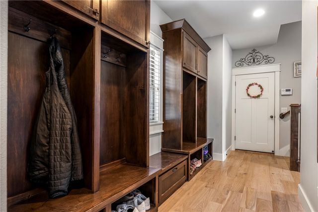 1913 Haxton Lane, Cave Springs, AR 72713