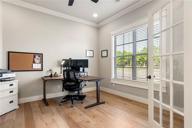 1913 Haxton Lane, Cave Springs, AR 72713