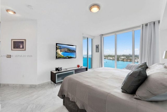 1881 79th St Cswy 1002, North Bay Village, FL 33141