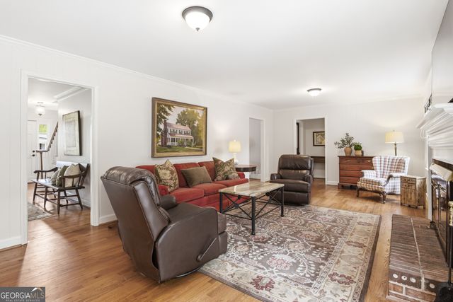 5465 Trowbridge Drive, Dunwoody, GA 30338