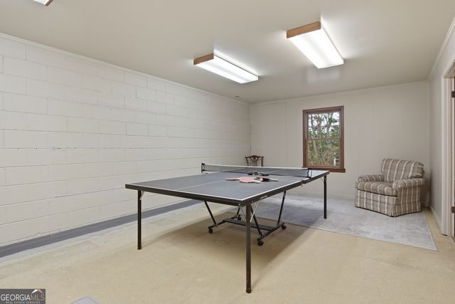 5465 Trowbridge Drive, Dunwoody, GA 30338