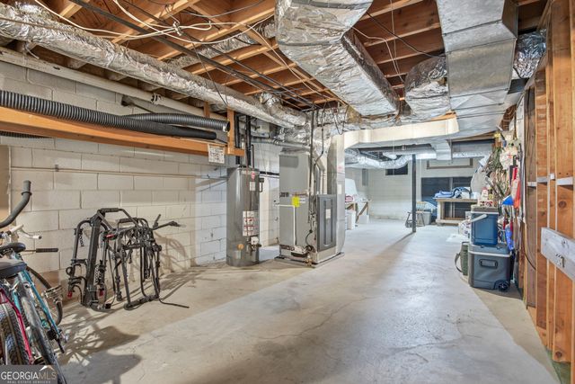 5465 Trowbridge Drive, Dunwoody, GA 30338