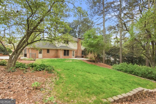 5465 Trowbridge Drive, Dunwoody, GA 30338