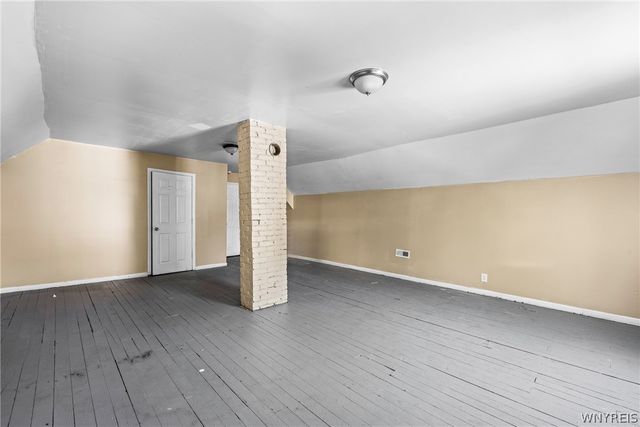 98 Howell Street, Buffalo, NY 14207