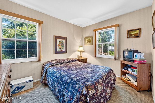 29 Ormont Lane, Aberdeen, NJ 07747