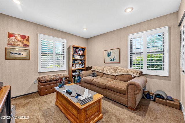 29 Ormont Lane, Aberdeen, NJ 07747