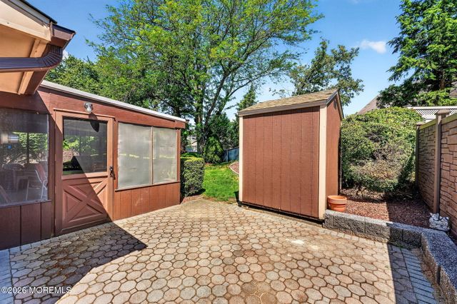 29 Ormont Lane, Aberdeen, NJ 07747