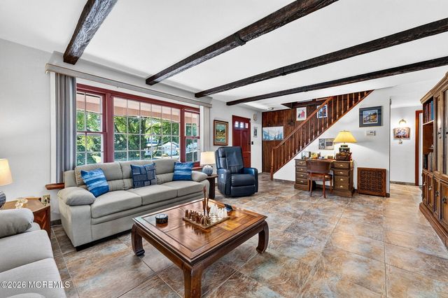 29 Ormont Lane, Aberdeen, NJ 07747