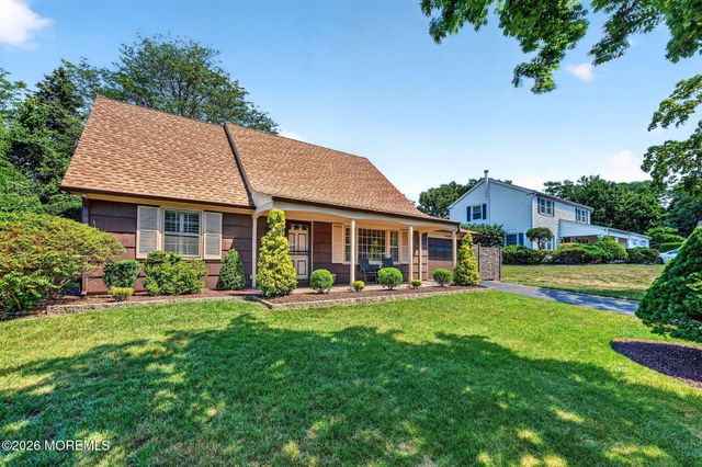 29 Ormont Lane, Aberdeen, NJ 07747